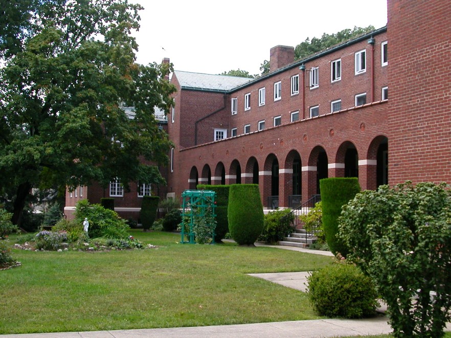 14 Garden &amp; cloister walk